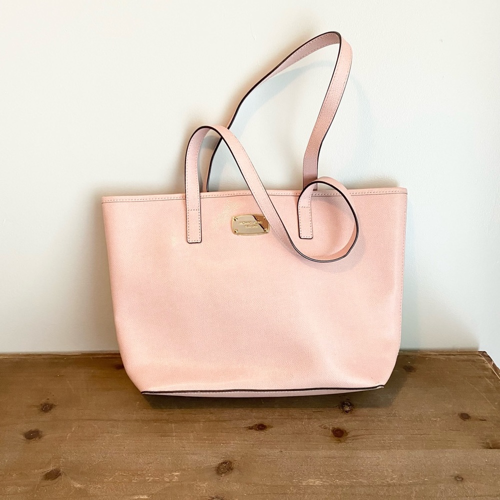 Michael Kors Jet Set Leather Tote - Picture 1 of 8